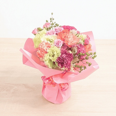 手術後・退院祝いに贈るブーケ　回復を願うフラワーギフト