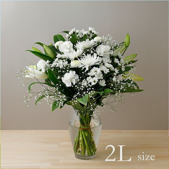 白色、ホワイトの花束、アレンジメント。生花で贈る贈りもの・フラワーギフト