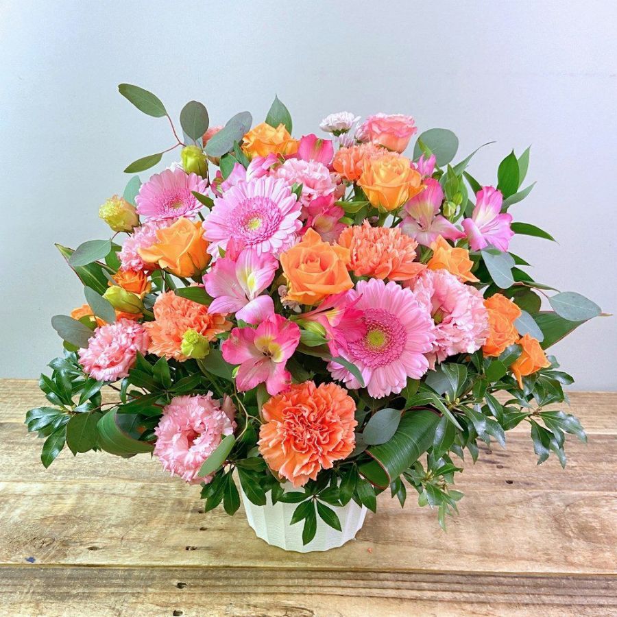 退職祝いの花。定年退職・引退・退官した父母・祖父母・上司に贈る花束・お祝いアレンジメント