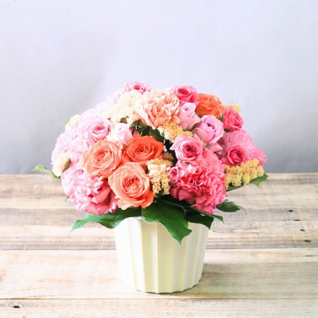 退職祝いの花。定年退職・引退・退官した父母・祖父母・上司に贈る花束・お祝いアレンジメント