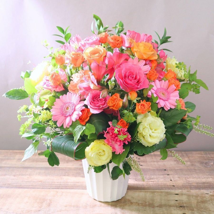 長寿祝いの花。父母・祖父母の誕生日に贈る花束・お祝いアレンジメント・お花のプレゼント