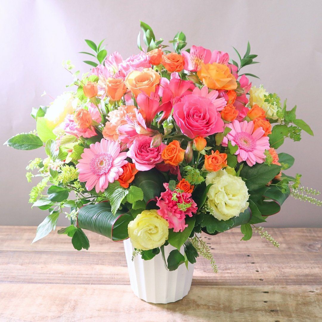 長寿祝いの花。父母・祖父母の誕生日に贈る花束・お祝いアレンジメント・お花のプレゼント