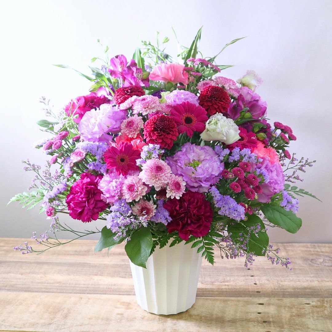 長寿祝いの花。父母・祖父母の誕生日に贈る花束・お祝いアレンジメント・お花のプレゼント