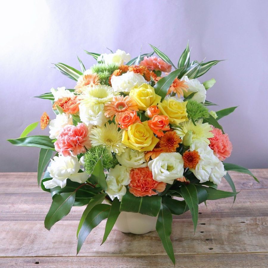 卒園祝いのお花。卒園式、幼稚園、保育園、子供・先生へ贈る花ギフト、お祝いアレンジメント