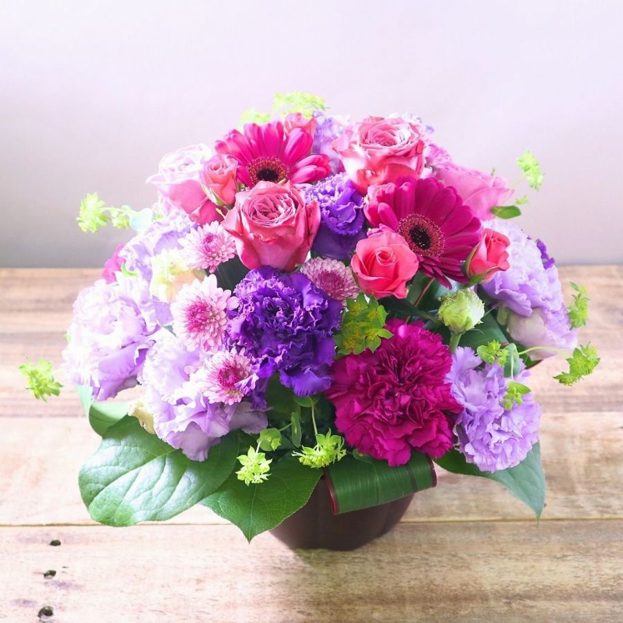 出版祝いの花ギフト・選ばれるサイズ感】大きすぎないアレンジメント M
