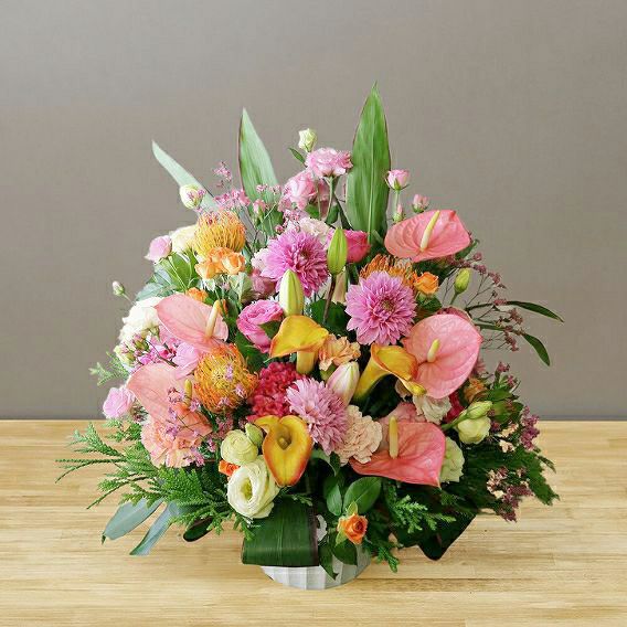 出産祝いのお花。赤ちゃん、お母さん、ママさんに贈る花束・アレンジメントのプレゼント。フラワーギフト