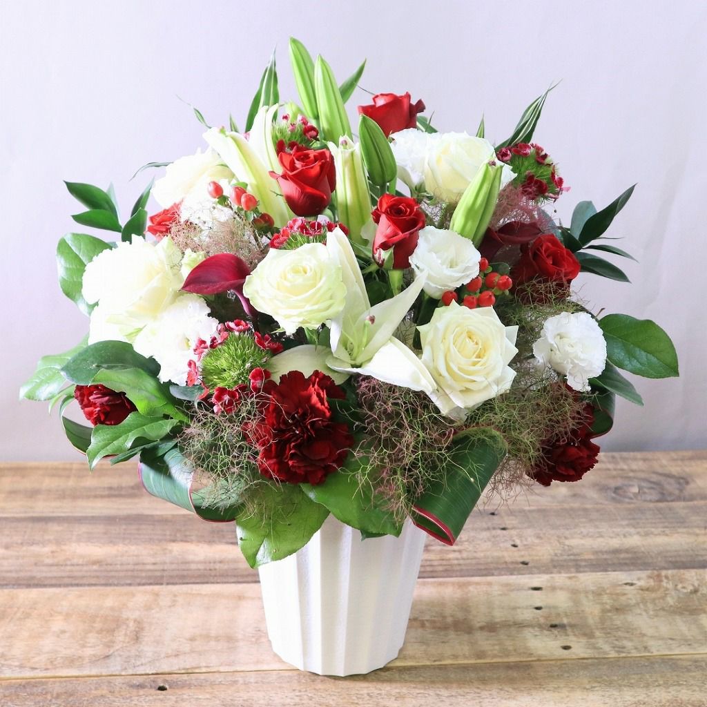 結婚祝いのお花。披露宴・結婚式・二次会に届ける、新婦に贈るお祝いフラワーギフト