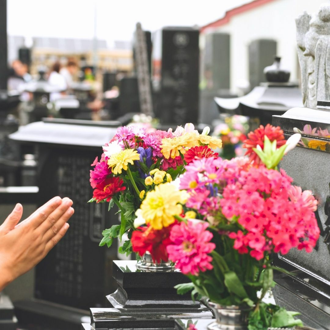 墓花一対・仏壇お供え花】ひと束5000円×2（お彼岸・お盆・49日に