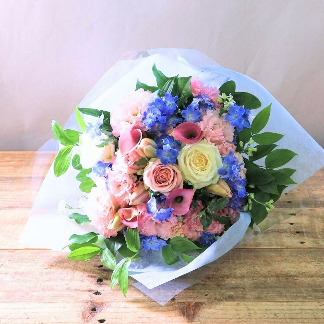 おしゃれな花束・プロポーズ、誕生日お祝い、結婚記念日、送別会、発表会に贈る花束のギフト。