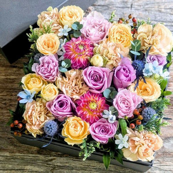 生花のボックスフラワー・フラワーボックスの贈り物。もらって嬉しいお花のギフト。
