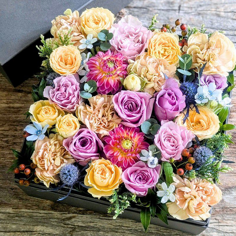 生花のボックスフラワー・フラワーボックスの贈り物。もらって嬉しいお花のギフト。