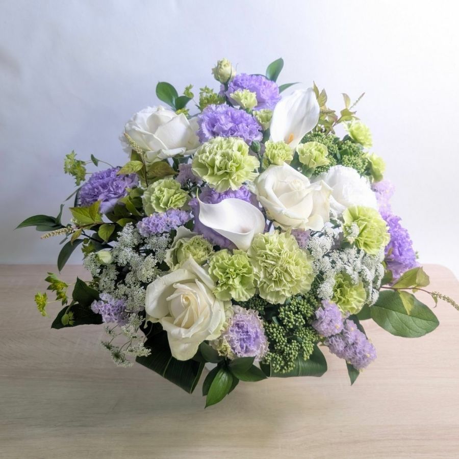 会社・事務所・取引先に贈るお祝い花。法人・ビジネス向けのお祝いアレンジメント