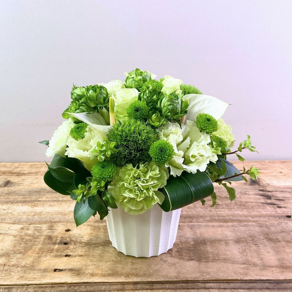 いつでも贈れるお祝の花。誕生日・記念日に贈るプレゼントの花束・アレンジメント