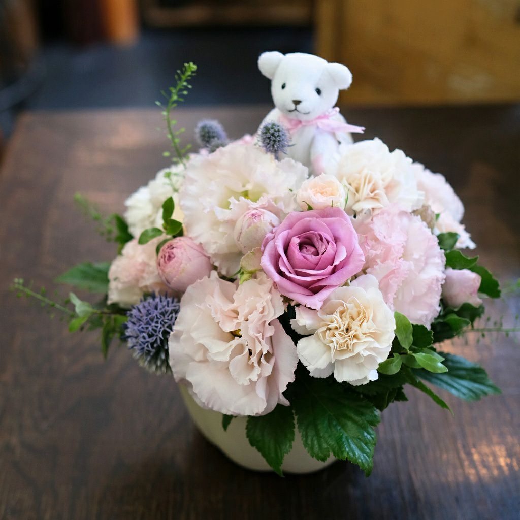 お花のギフト・フラワーギフト。贈って喜ばれる生花アレンジメント。