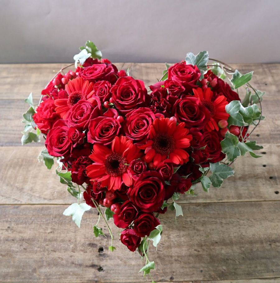 還暦祝いの花。60歳の誕生日に贈る花束・アレンジメント・フラワーギフト