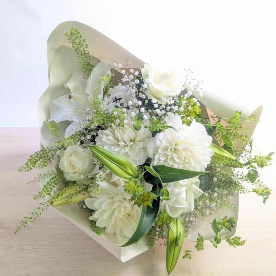 【プロにおまかせ】おしゃれな花束・季節の花で　MS