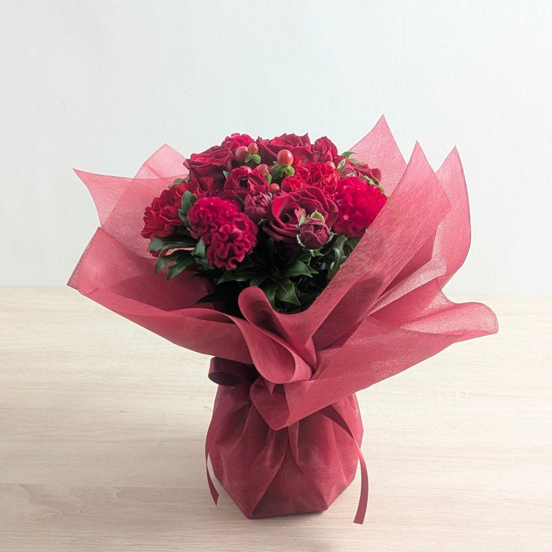 そのまま飾れる花束、スタンドブーケ。もらって嬉しい花束のプレゼント　華やかサイズ