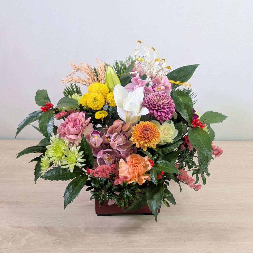 お正月の花　正月アレンジ　新年のお花　お正月アレンジメント