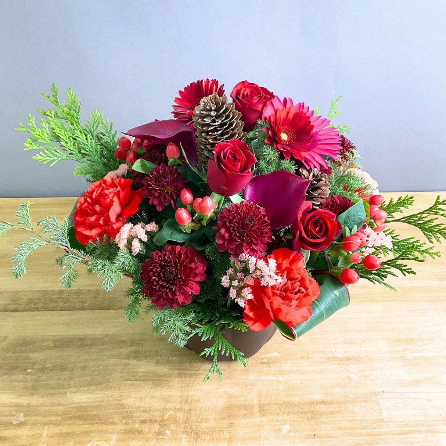 クリスマスギフト　クリスマスアレンジメント　Xmasに贈るお花のプレゼント
