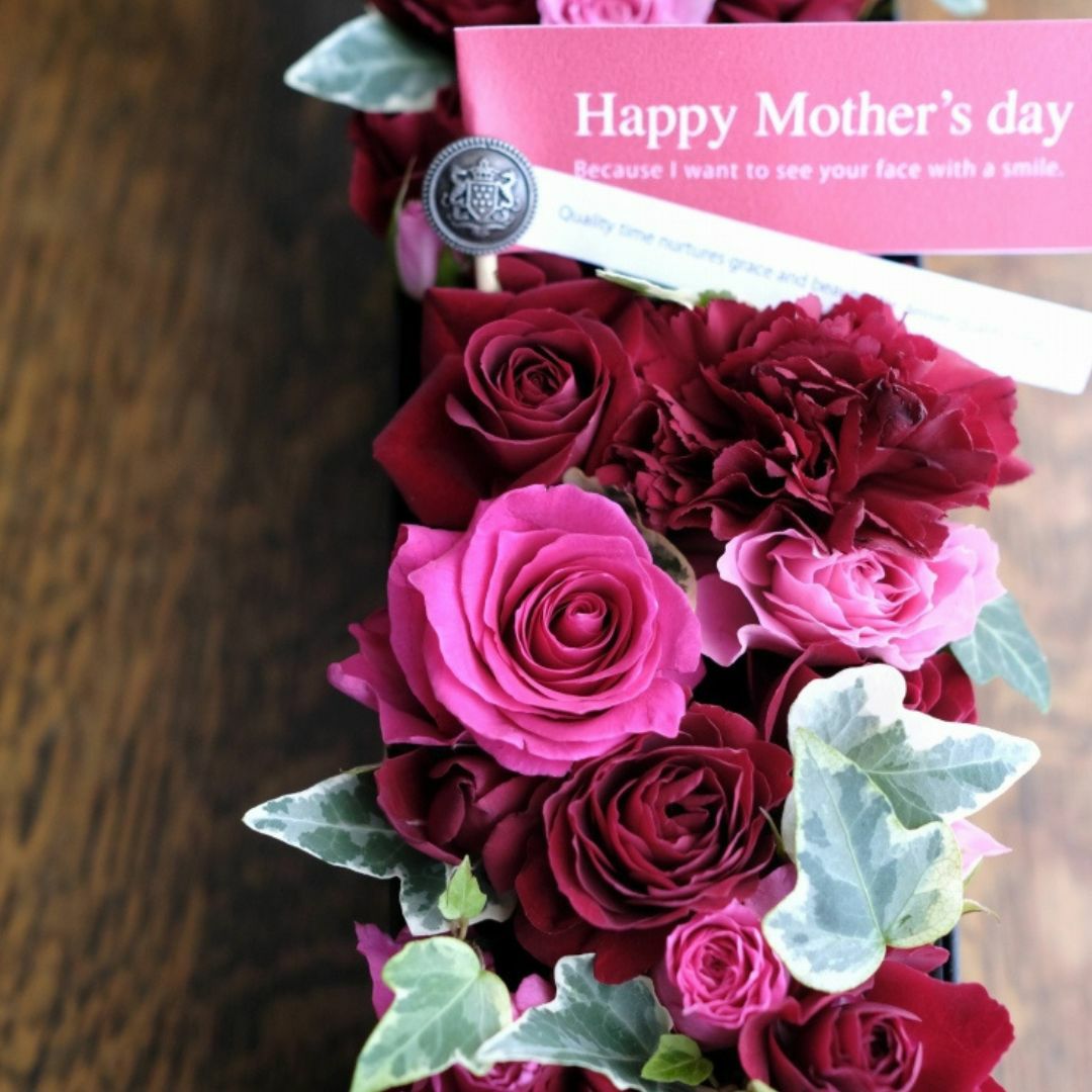 母の日の花。母に贈るお花のギフト。贈って喜ばれる人気のフラワーギフト