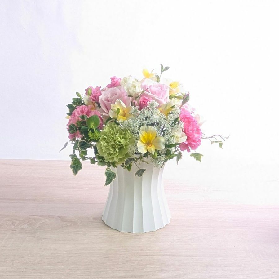 母の日の花。母に贈るお花のギフト。贈って喜ばれる人気のフラワーギフト