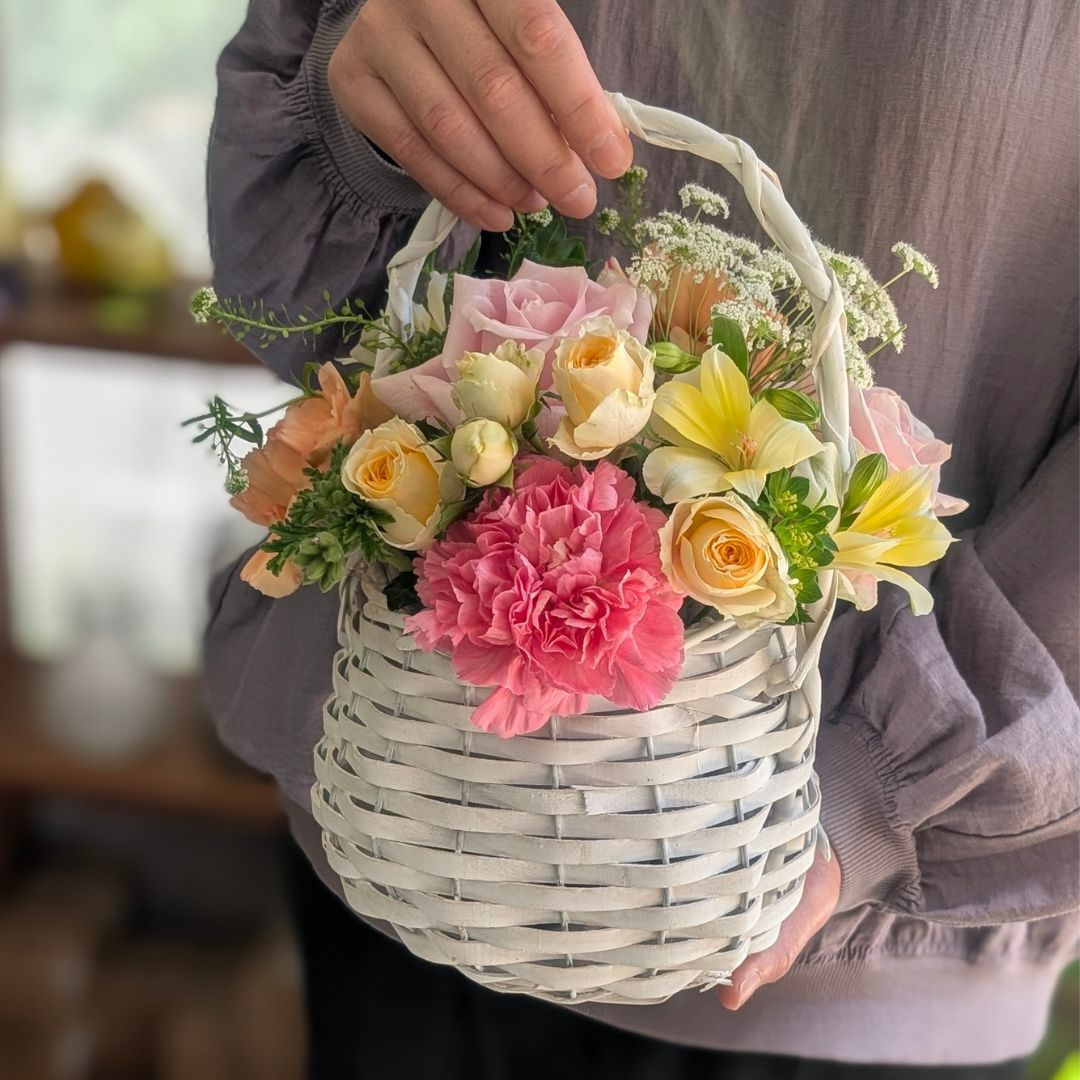 母の日の花。母に贈るお花のギフト。贈って喜ばれる人気のフラワーギフト