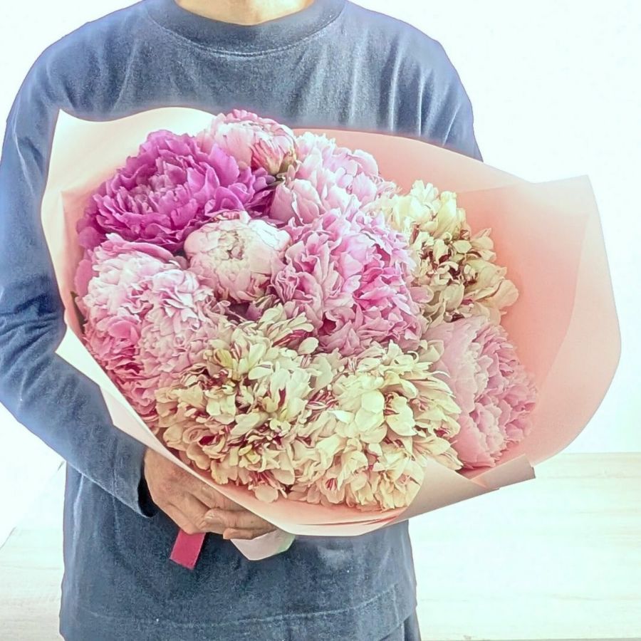 芍薬（シャクヤク）・初夏の花束　Peony（ピオニー）