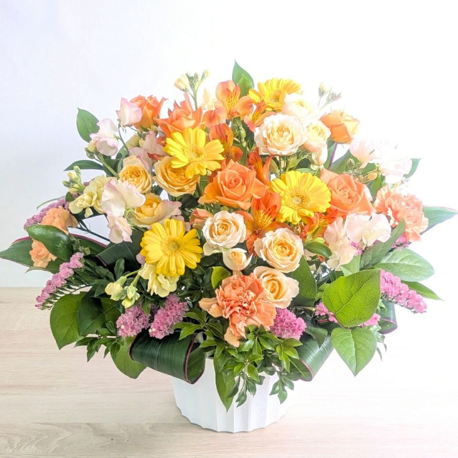  80歳 傘寿祝いの花｜誕生日プレゼントに｜父・おじいちゃん・男性におすすめ｜アレンジメント「おひさま」選ばれてるLサイズ