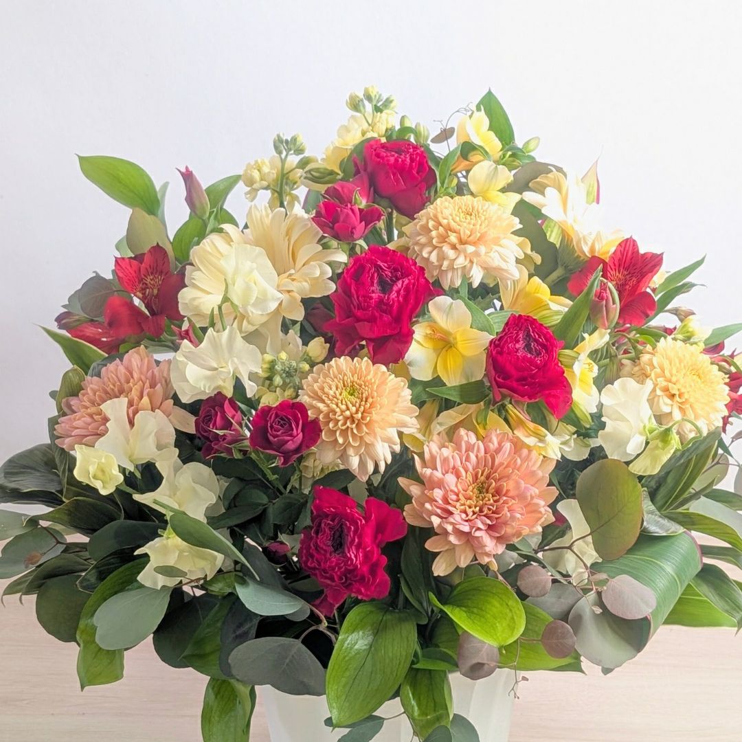 傘寿祝いの花。80歳の誕生日プレゼントに贈る花束・アレンジメント・お花のプレゼント