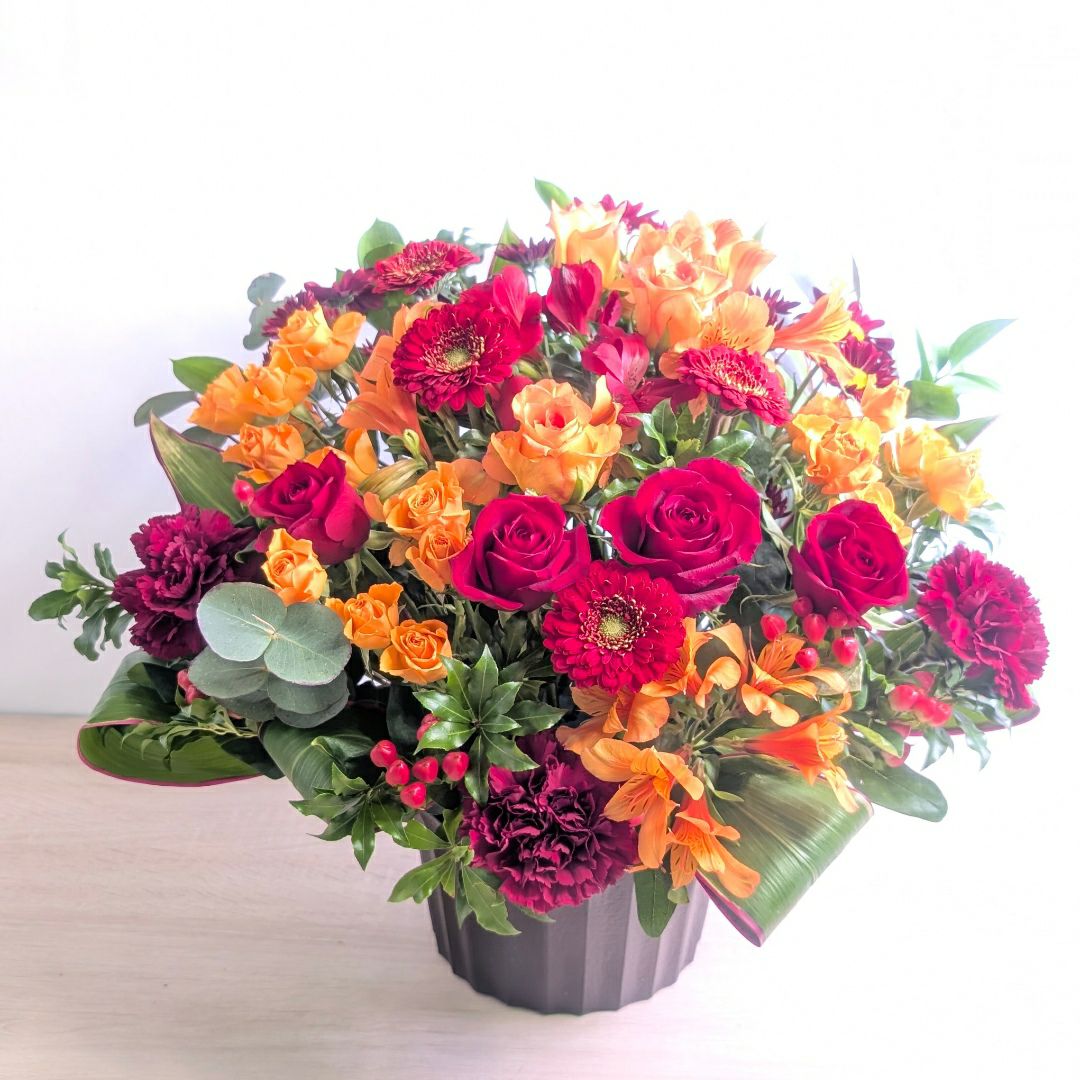 傘寿祝いの花。80歳の誕生日プレゼントに贈る花束・アレンジメント・お花のプレゼント