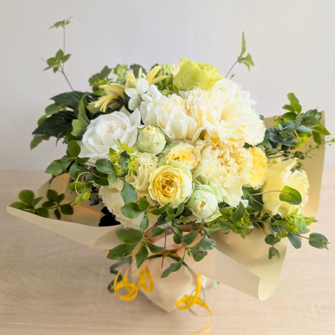 傘寿祝いの花。80歳の誕生日プレゼントに贈る花束・アレンジメント・お花のプレゼント