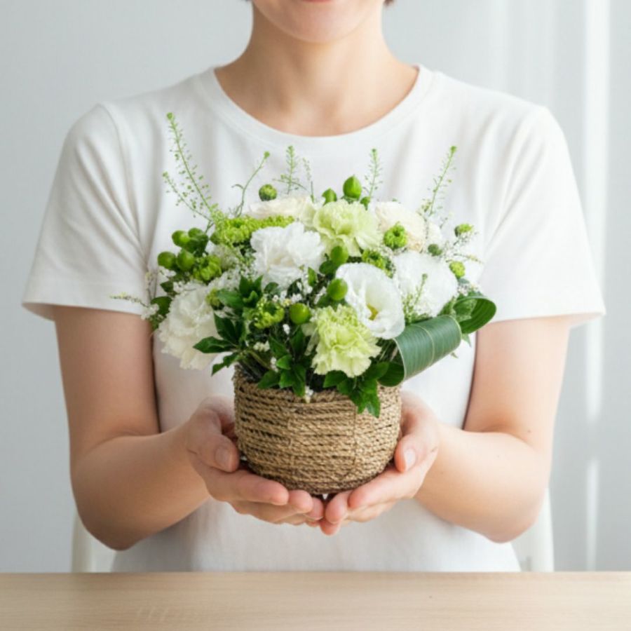 誕生日・記念日に　選ばれる花ギフト　花屋・プロにおまかせアレンジメント