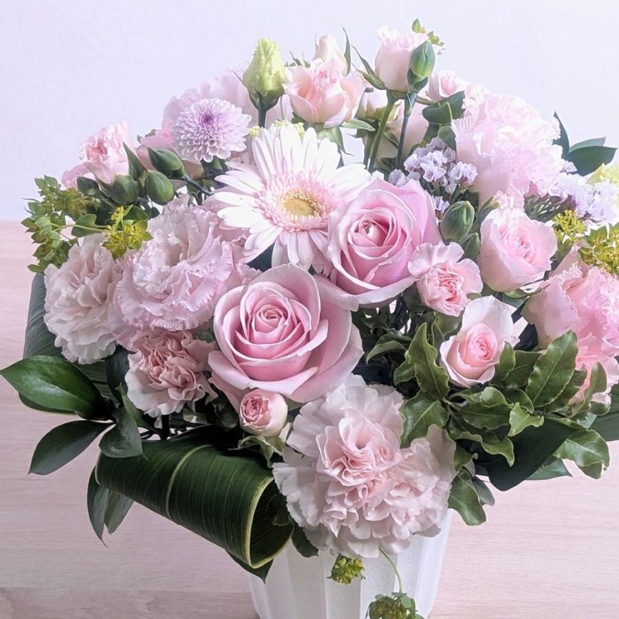  90歳 卒寿祝いの花｜誕生日プレゼントに｜母・おばあちゃん・女性におすすめ｜「さくら」人気のMSサイズ