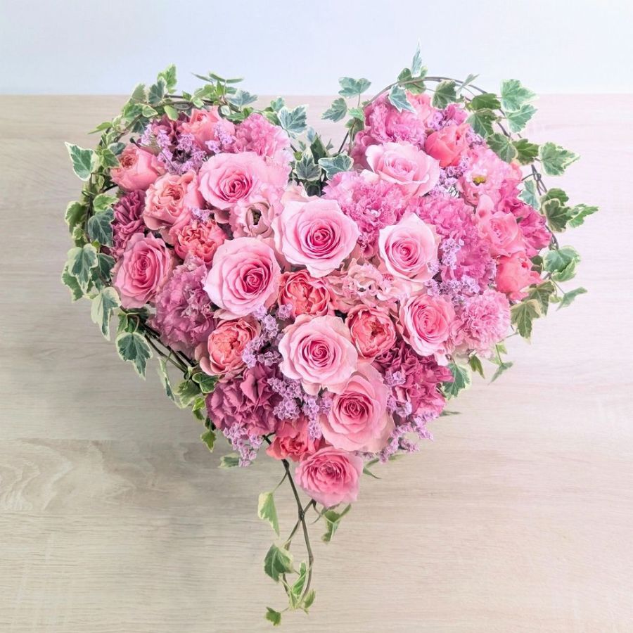 90歳 卒寿祝いの花｜誕生日プレゼントに｜母・おばあちゃん・女性におすすめ｜Liebe（リーベ）「ルージュ」