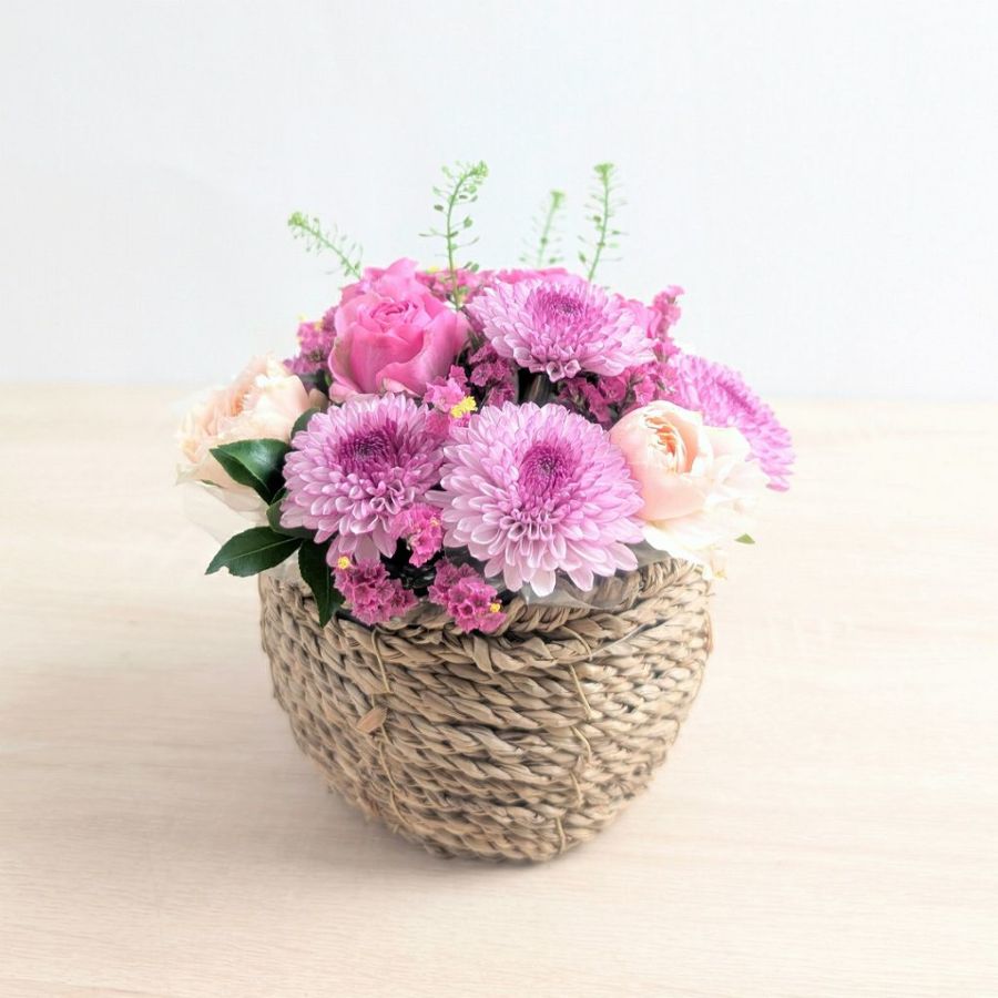 可愛いお花のギフト。小さなアレンジメント、送料無料5000円