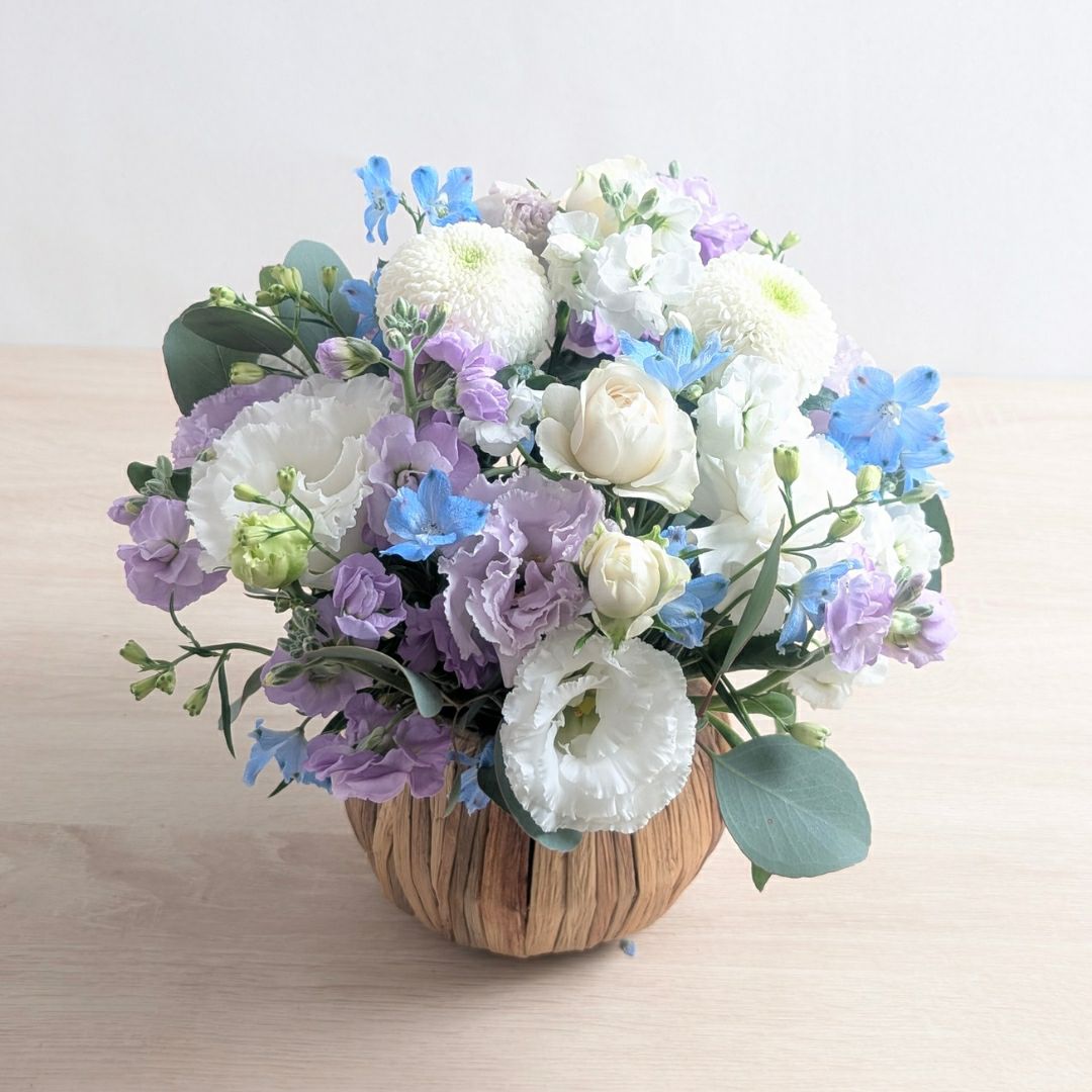お供え花、49日、命日、一周忌の花、三回忌、七回忌、13回忌のお花